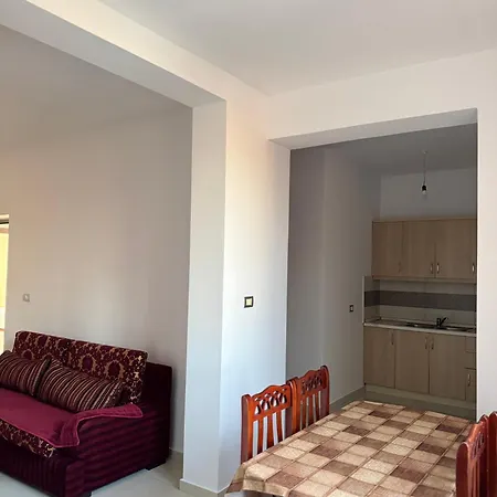 Liceu Charm Apartamento Tirana