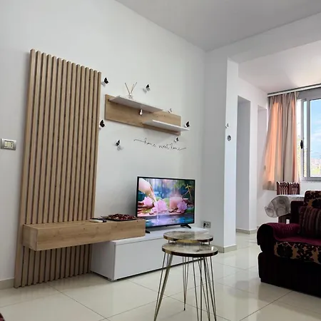 Liceu Charm * 地拉那