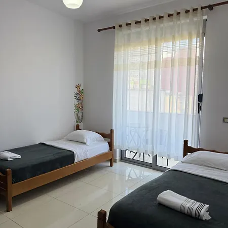 Apartment Liceu Charm Tirana