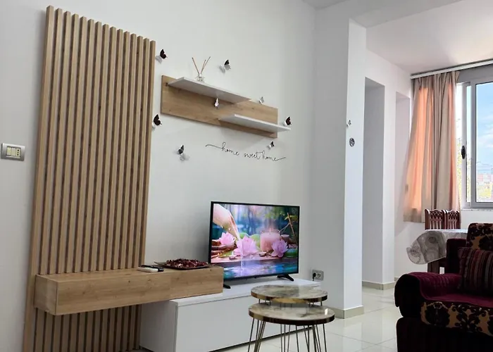 Liceu Charm * Tirana